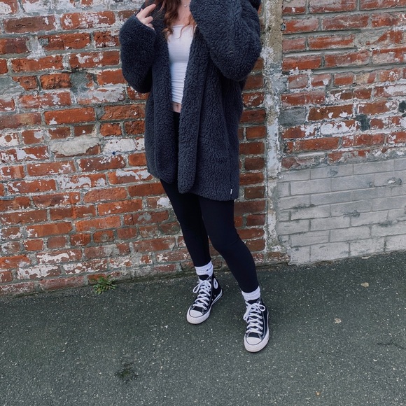 ellasellsstuff